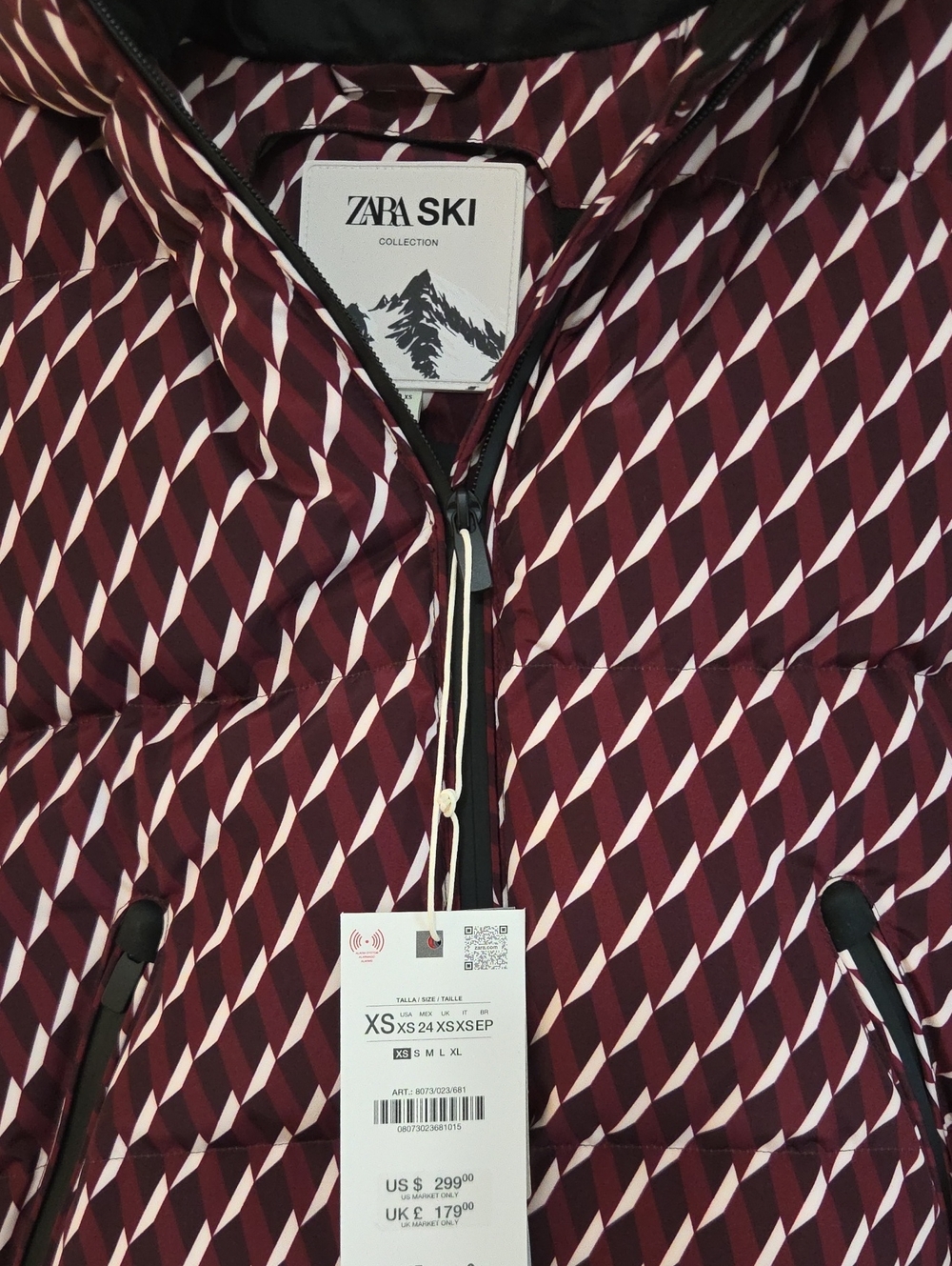 ZNA Ski Women Burgundy Patterned Puffer Jacket